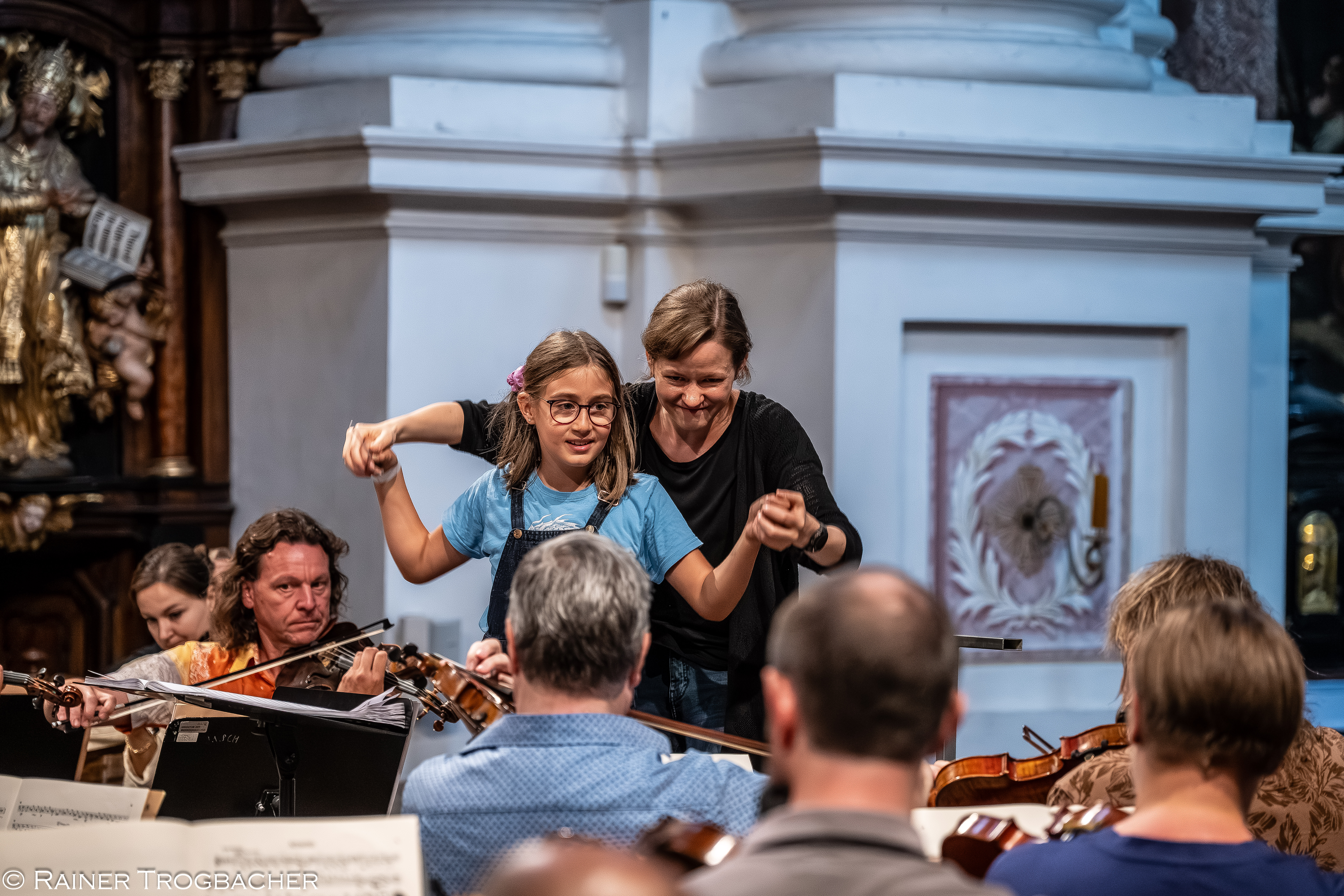 BRUCKNER: MITTENDRIN